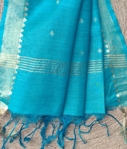 Firozi munga tussar silk saree with woven zari buta detailing all over - Image 3