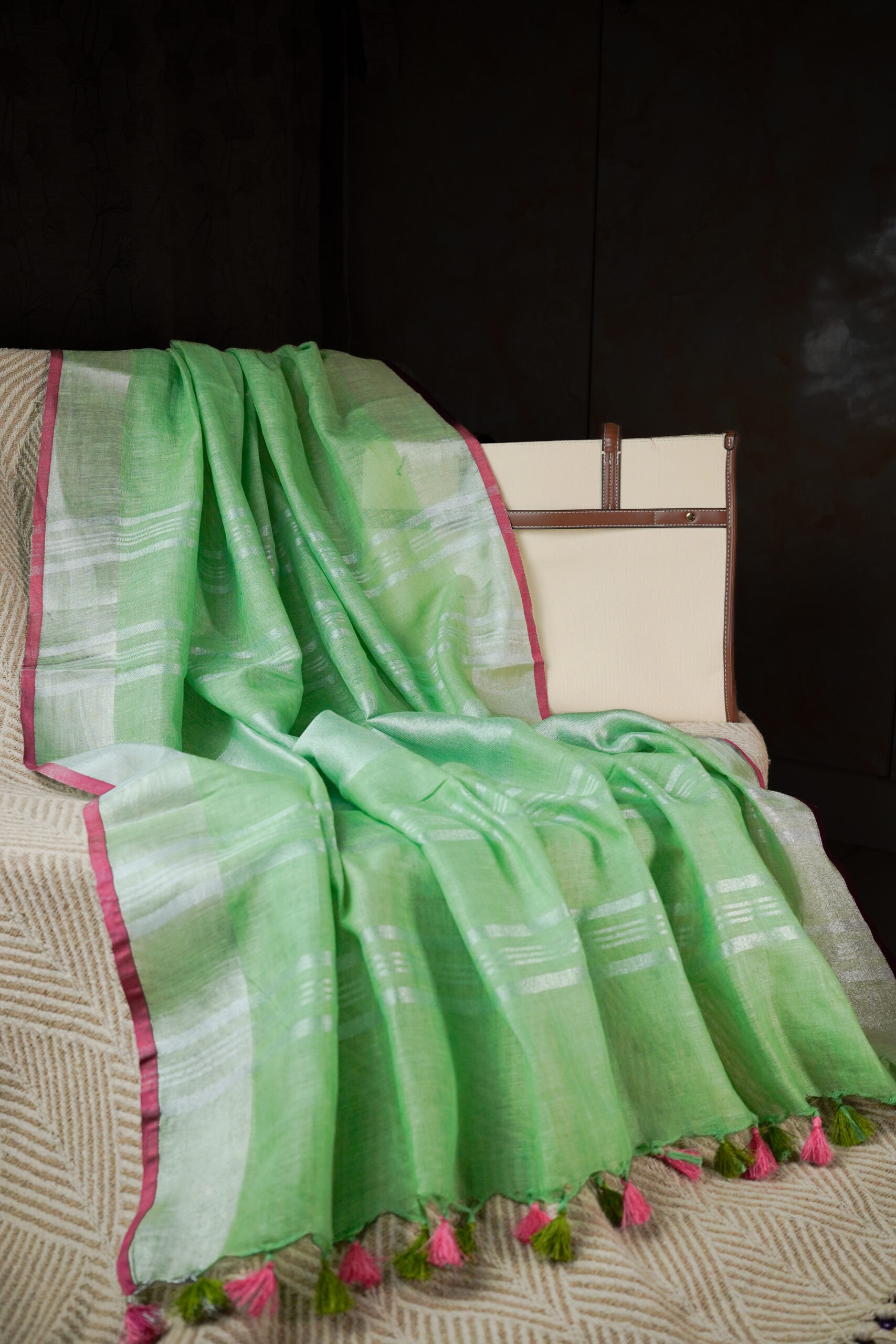 Sage Meadow Pure Linen Saree - Image 3
