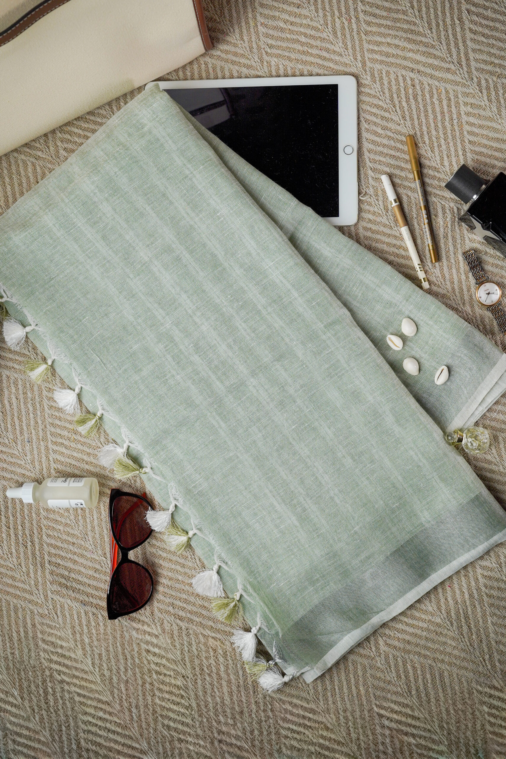 Mint & Pearl Pure Linen Saree
